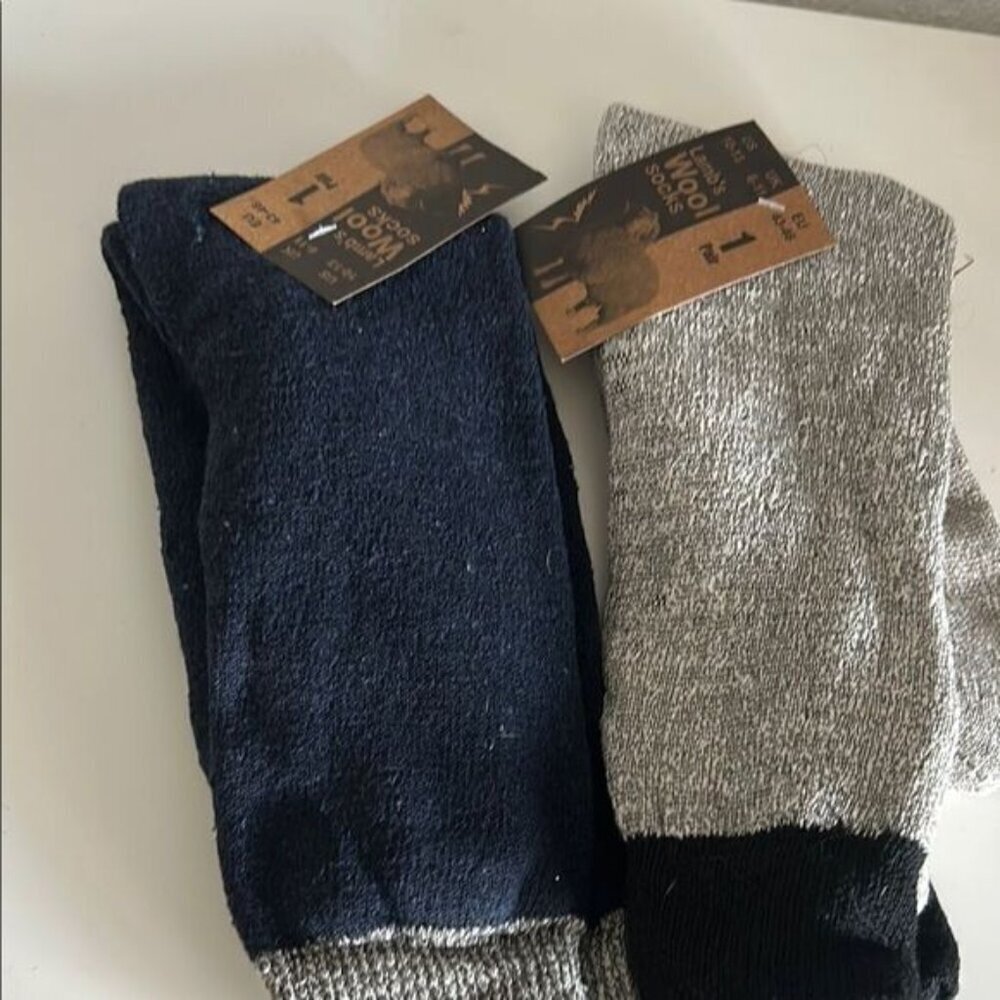 NWT Lamb's Wool Blend Socks (2 Pair) | Moisture Wicking | US‎ M 10-13